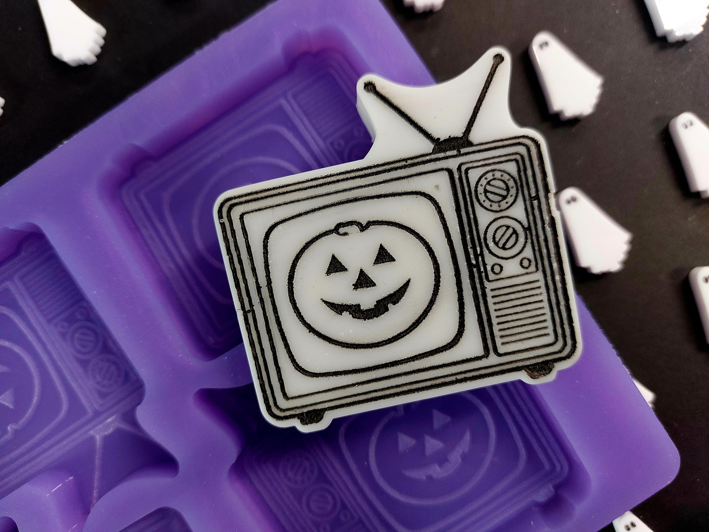 Pumpkin Retro Television 4 cell Silicone Mould for wax, resin, soap etc