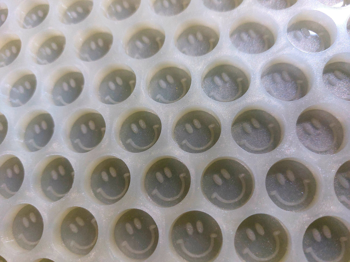 Smile Scoopable Silicone Mould for wax, resin, soap etc