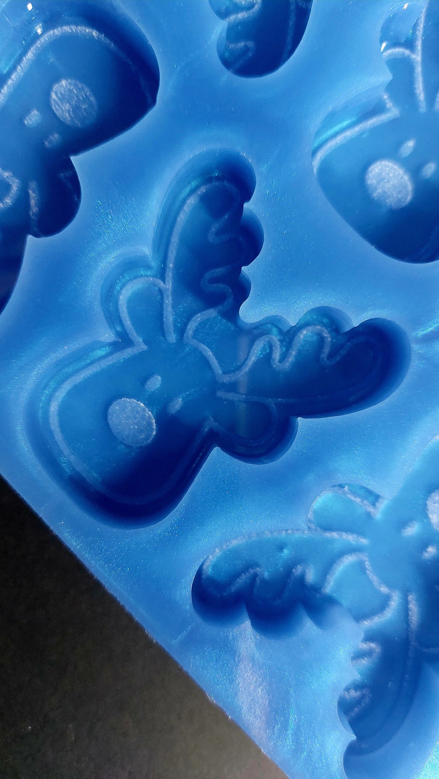 Reindeer Heads 6 Cell Christmas Silicone Mould for wax melts, resin and more