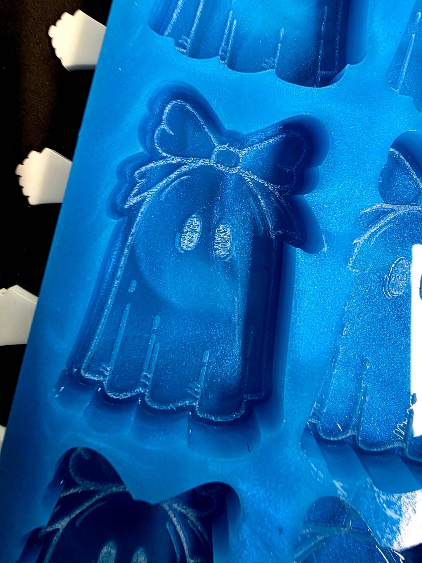 Girly Ghost 6 cell silicone mould for wax melts, resin, soap, jesmonite