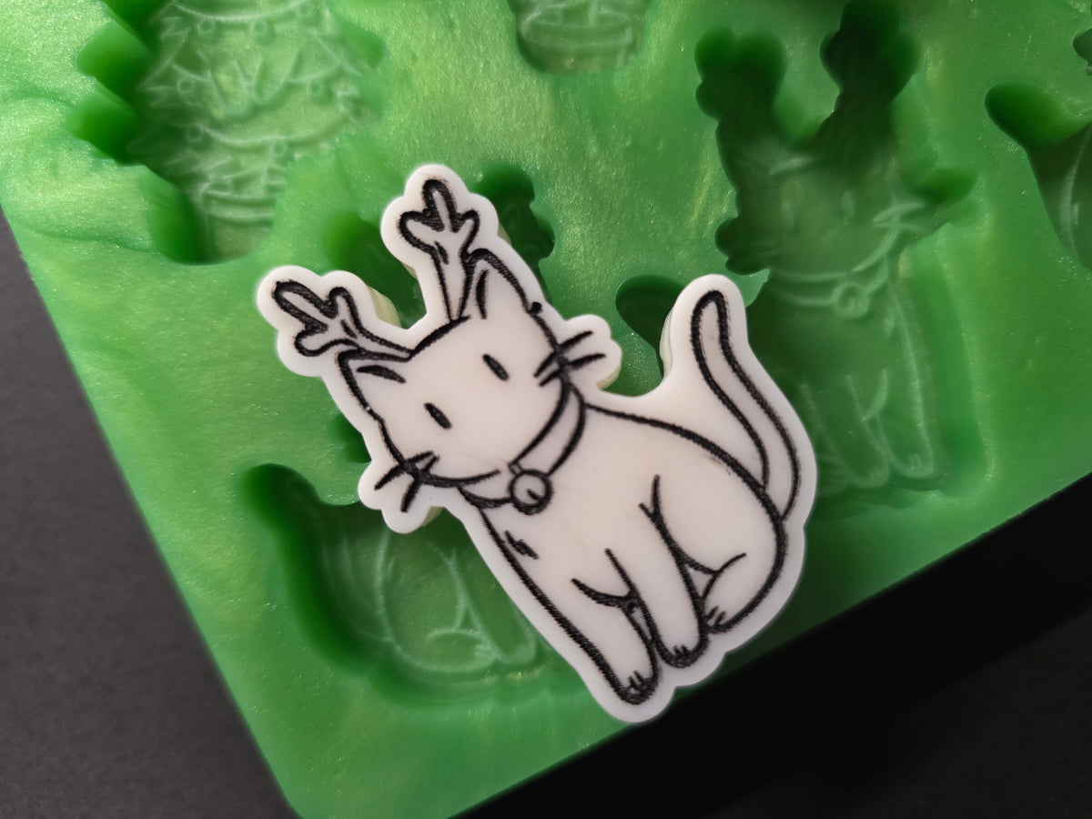 Christmas Kittens Reindeer And Tree Design Silicone Mould For Wax Melts, Resin Craft and more (6 Cell)