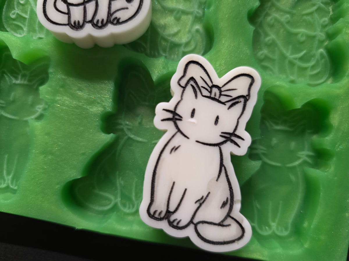Christmas Kittens Bow And Lights Design Silicone Mould For Wax Melts, Resin Craft And More (6 Cell)