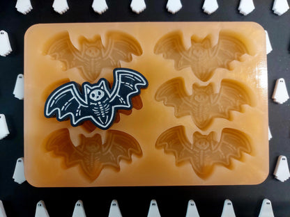 Skeleton Bats 6 Cell Silicone Mould